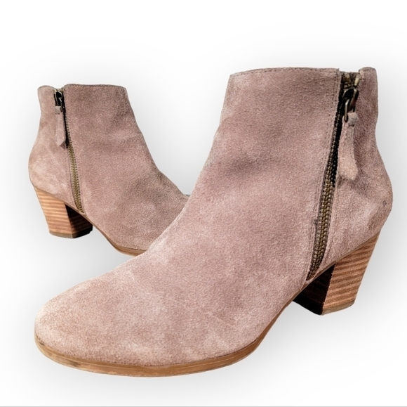 Nicole Light Taupe / Tan Suede Ankle Boots Booties Size 6.5 - Picture 16 of 16